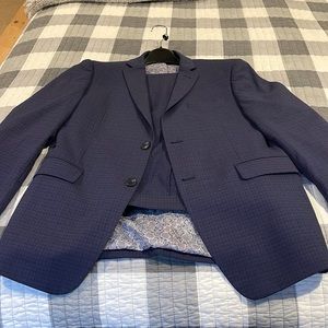 Perry Ellis Two piece suit